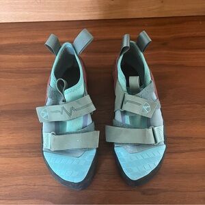 Butora Rubicon Women’s climbing shoes